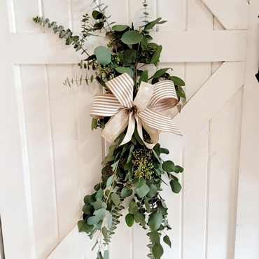 Fresh Eucalyptus Swag